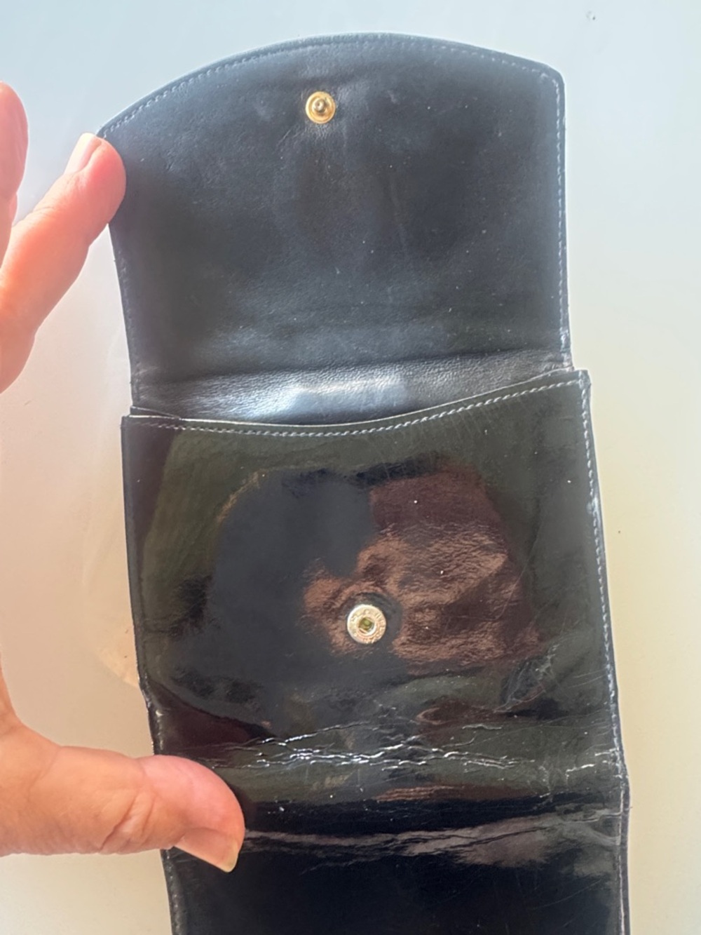 CHANEL Black Patent Leather Wallet with Stitched CC - Picture 5 of 13